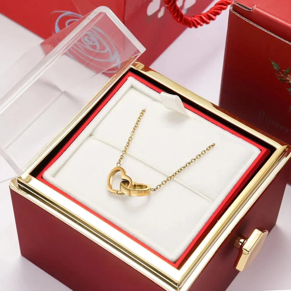 Eternal rose box with engraved necklace